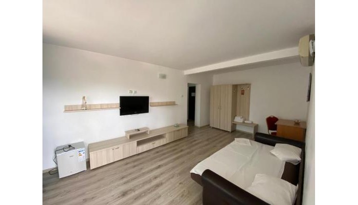 Q Hotel Neptun poza 3