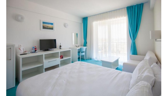 Blaxy Premium Resort poza 3