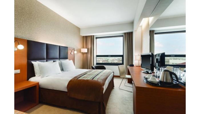 Hotel Ramada By Wyndham Oradea poza 15