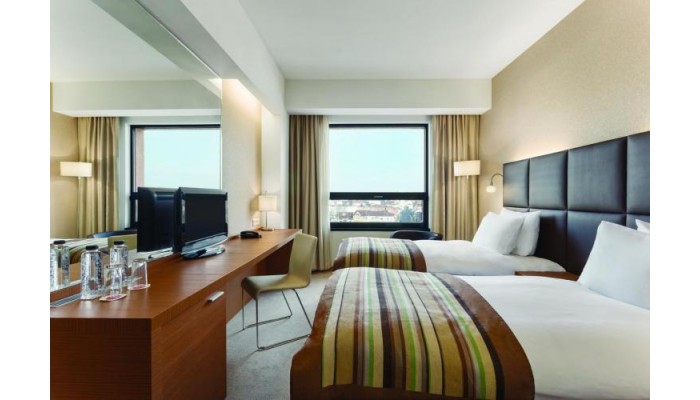 Hotel Ramada By Wyndham Oradea poza 14