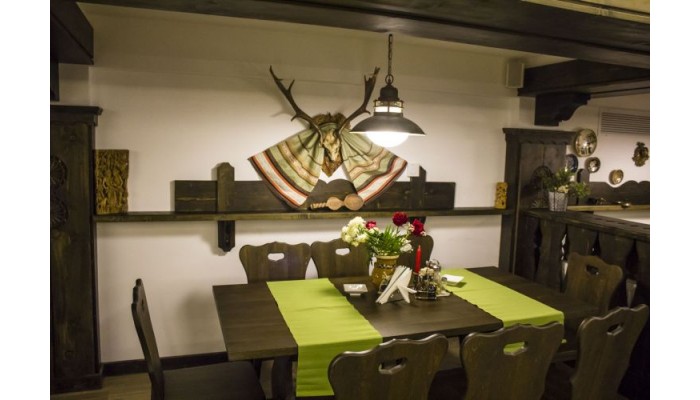 Complex Turistic Cornul Vanatorului poza 3