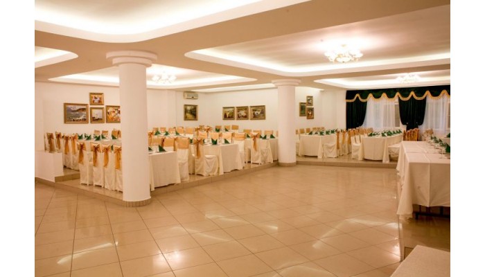 Complex Turistic Cornul Vanatorului poza 9