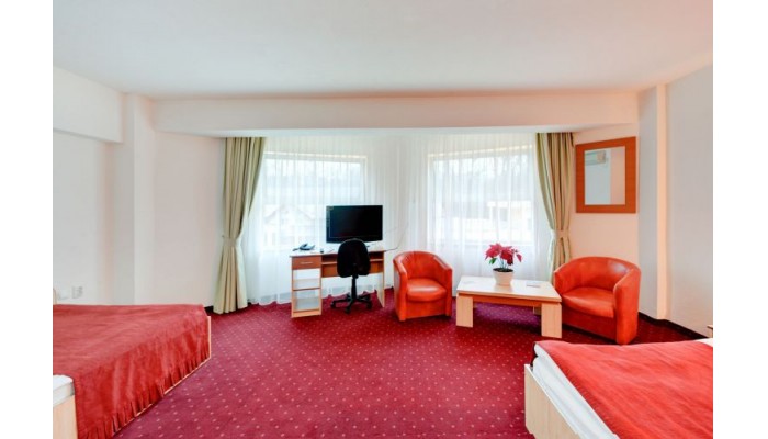 Complex Turistic Cornul Vanatorului poza 10