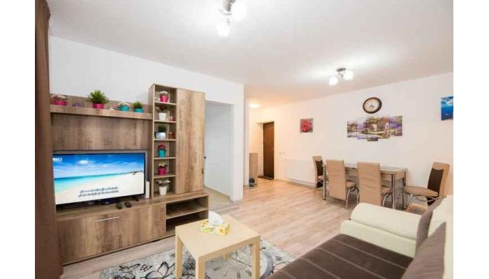 Beautiful And Bright Apartment poza 2