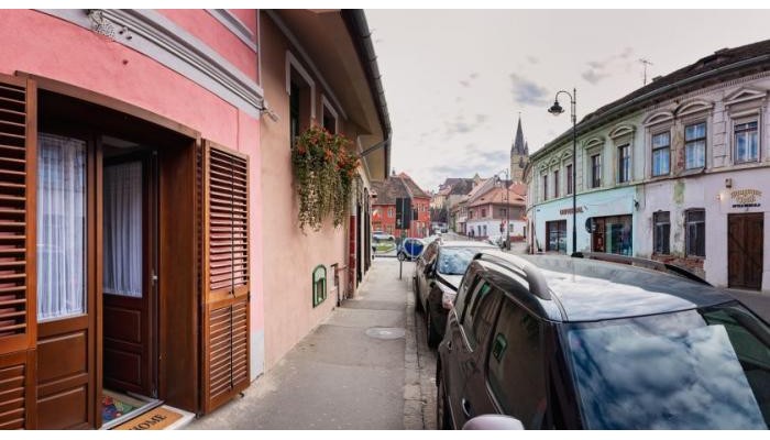 Hotel Blumenhaus Sibiu poza 1