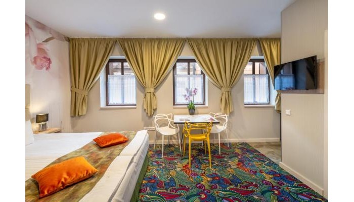 Hotel Blumenhaus Sibiu poza 24