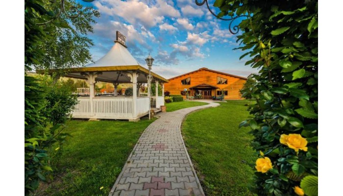 Hotel Domeniul Dracula Danes poza 6