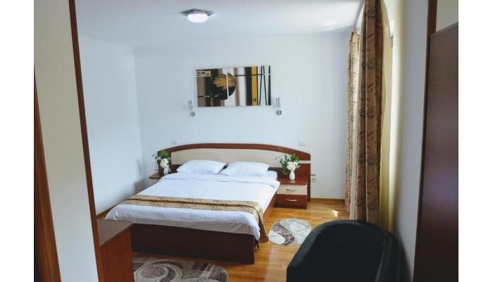 Hotel Casa Tibi - Sinaia poza 1