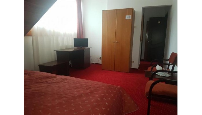 Hotel Cristal / Stadion poza 4