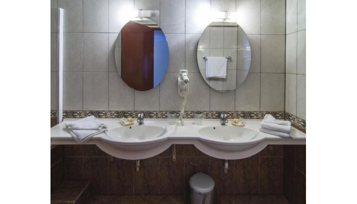 Hotel Marami poza 10