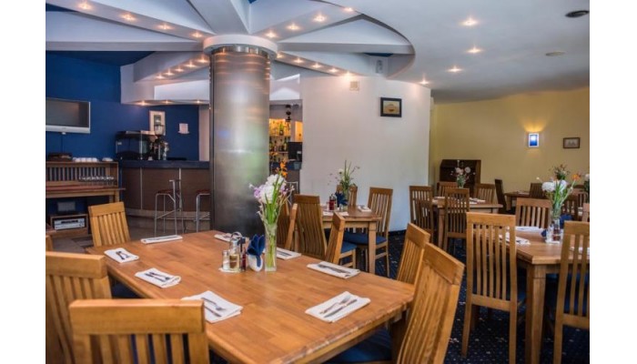 Hotel Marami poza 15