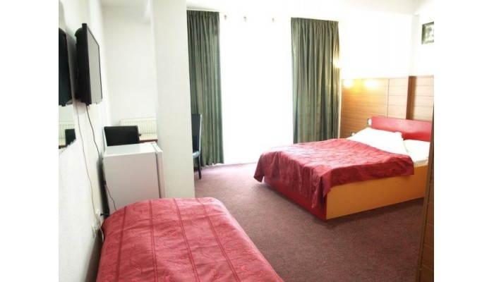 Hotel La Sura Dacilor poza 5