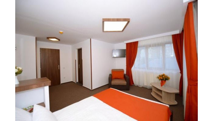 Vila Calimanel poza 9