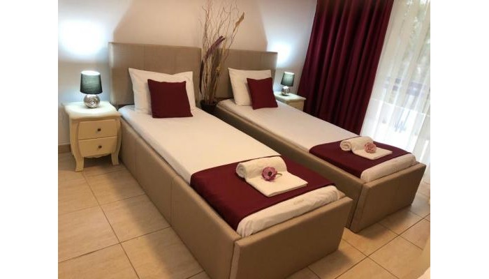 Hotel Academy poza 2